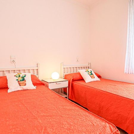 Ferienwohnung Aquarium - Only Families Cambrils Exterior foto