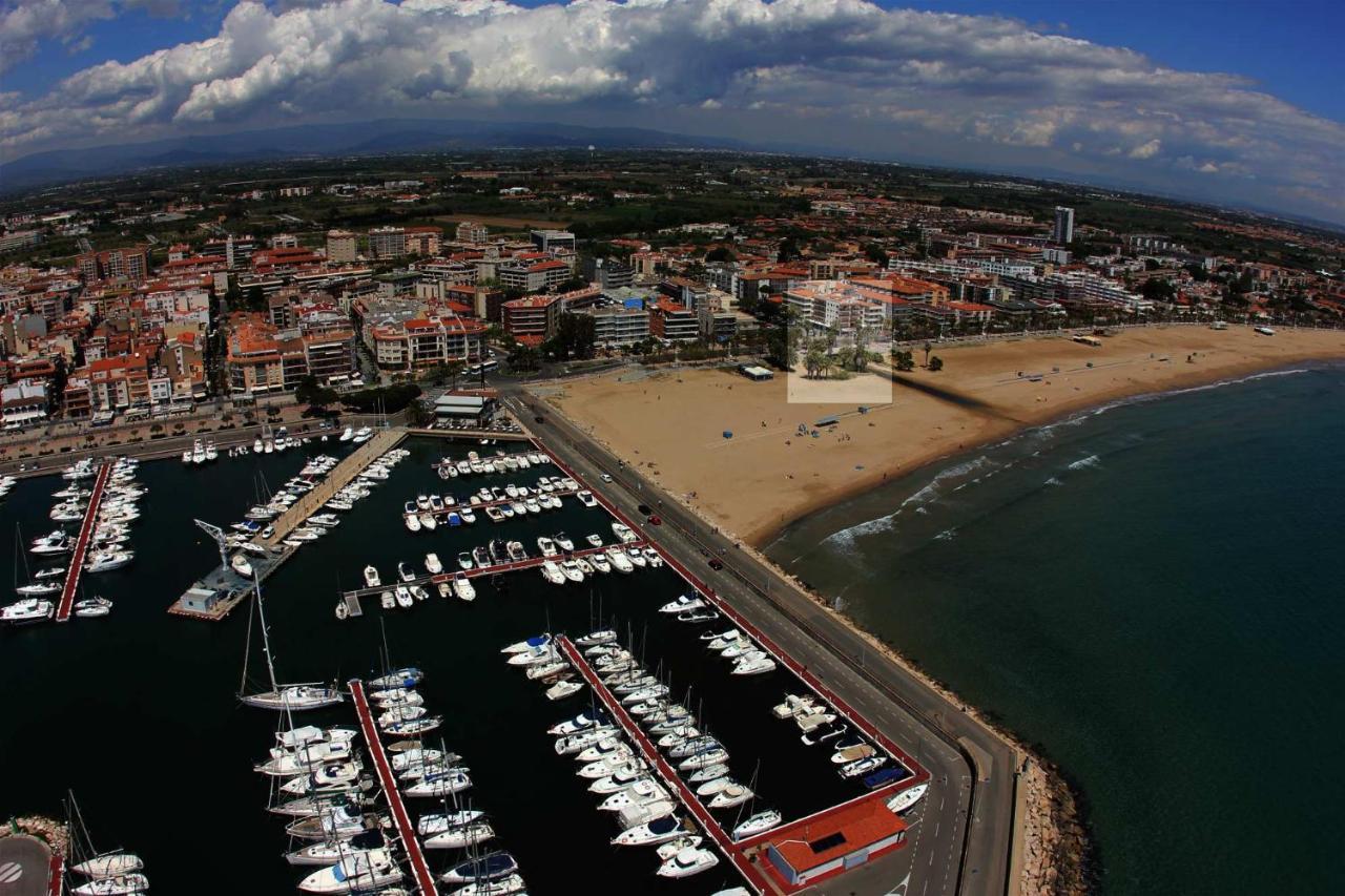 Ferienwohnung Aquarium - Only Families Cambrils Exterior foto