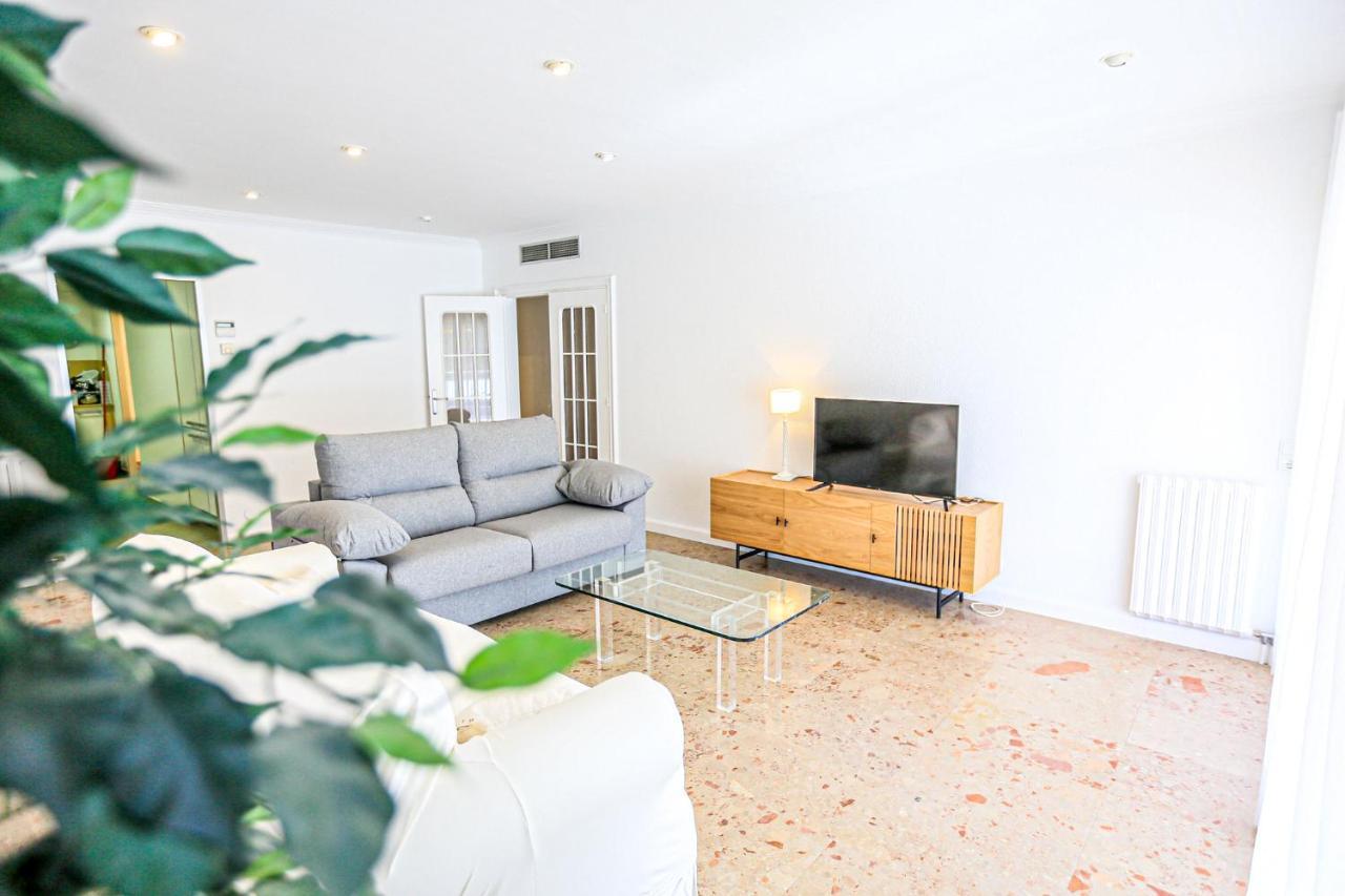 Ferienwohnung Aquarium - Only Families Cambrils Exterior foto