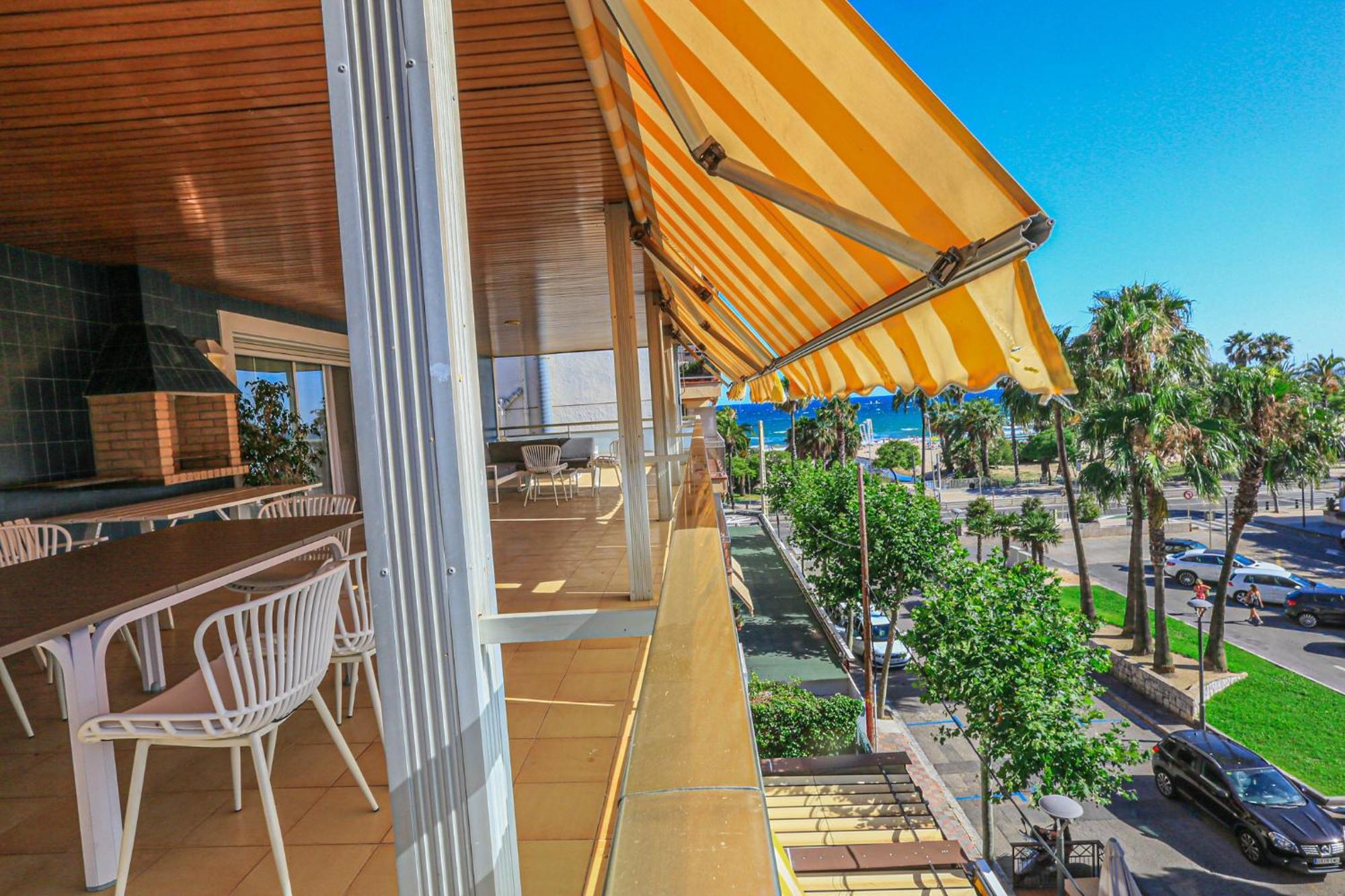Ferienwohnung Aquarium - Only Families Cambrils Exterior foto